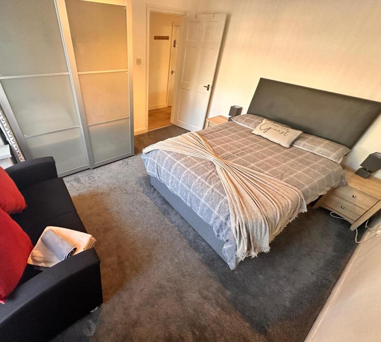 Birmingham Blissful Apartment With 2 Bedrooms 外观 照片
